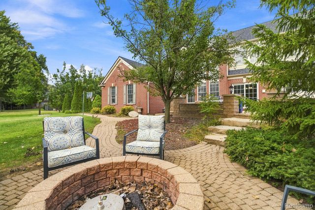 48645 Antique Road, Canton Charter Township, MI 48187