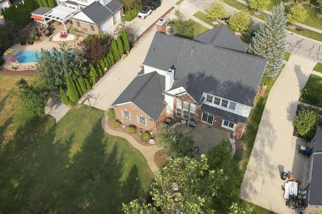 48645 Antique Road, Canton Charter Township, MI 48187