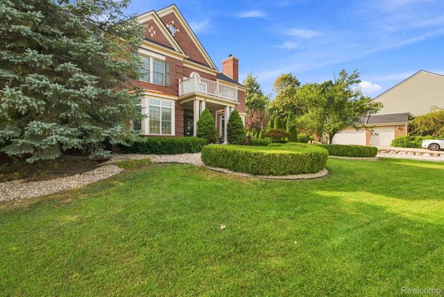48645 Antique Road, Canton Charter Township, MI 48187