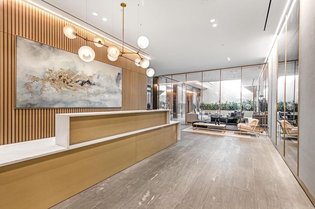 500 W 45th St Apt 603, New York City, NY 10036