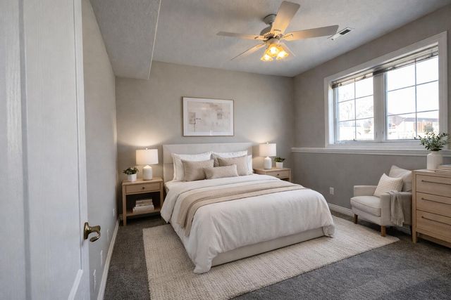 2401 S April Avenue, Springfield, MO 65807