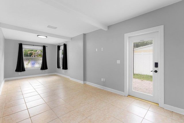 926 37th Avenue, Vero Beach, FL 32960