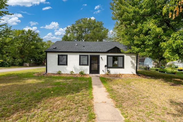 3401 Quail Avenue N, Crystal, MN 55422