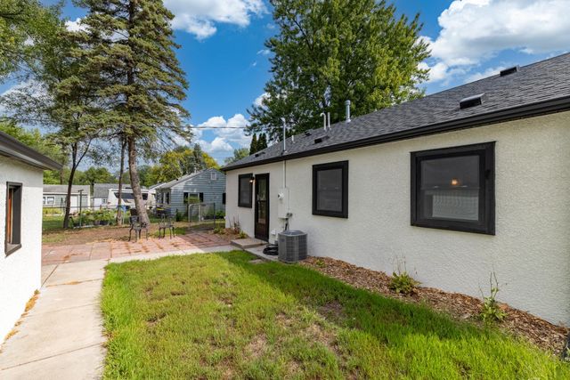 3401 Quail Avenue N, Crystal, MN 55422