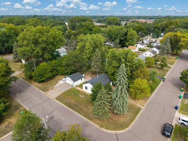 3401 Quail Avenue N, Crystal, MN 55422
