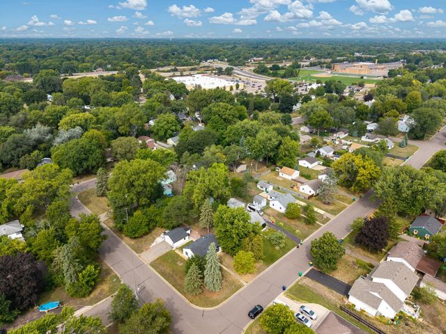 3401 Quail Avenue N, Crystal, MN 55422