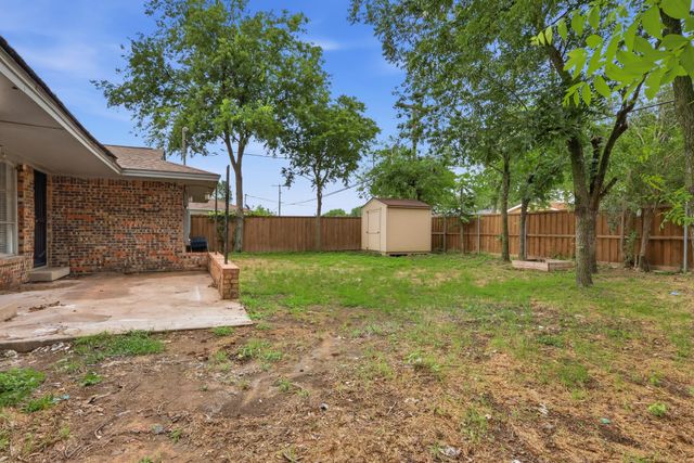 2010 Swansee Drive, Dallas, TX 75232