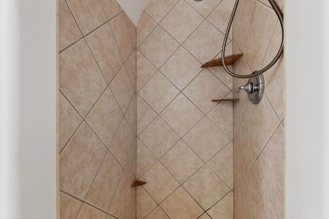 521 Sierra Drive SE, Albuquerque, NM 87108