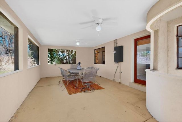 521 Sierra Drive SE, Albuquerque, NM 87108