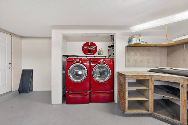 521 Sierra Drive SE, Albuquerque, NM 87108