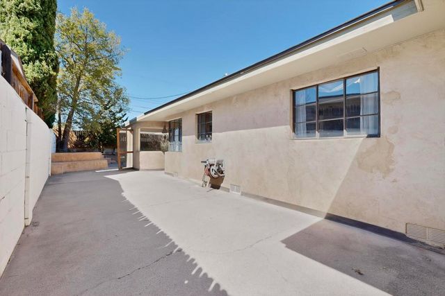 521 Sierra Drive SE, Albuquerque, NM 87108