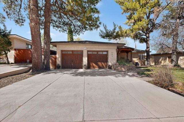 521 Sierra Drive SE, Albuquerque, NM 87108