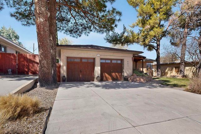 521 Sierra Drive SE, Albuquerque, NM 87108