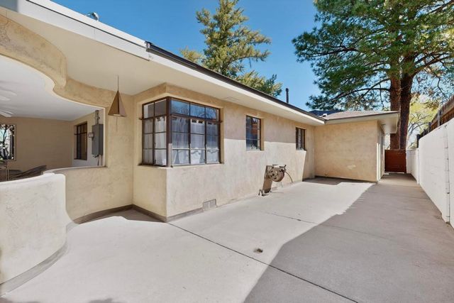 521 Sierra Drive SE, Albuquerque, NM 87108