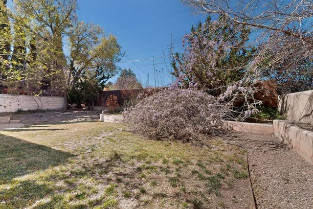 521 Sierra Drive SE, Albuquerque, NM 87108