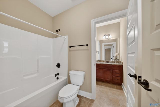 200 Bellavilla Way, Madison, AL 35756