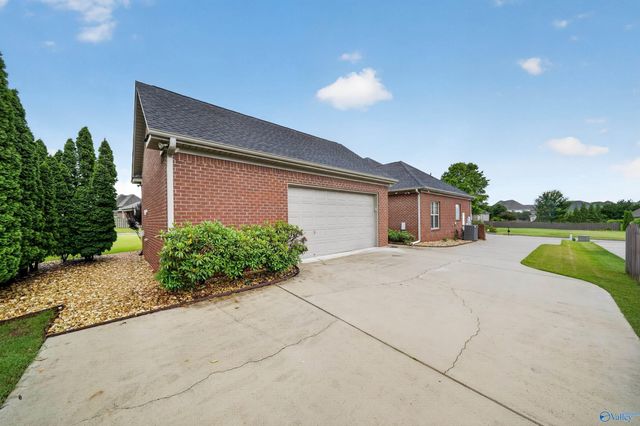 200 Bellavilla Way, Madison, AL 35756