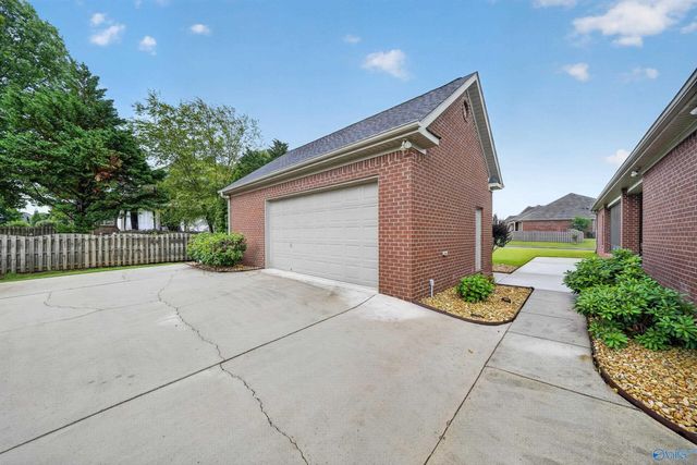 200 Bellavilla Way, Madison, AL 35756