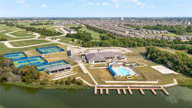 2532 Governors Boulevard, Heath, TX 75126