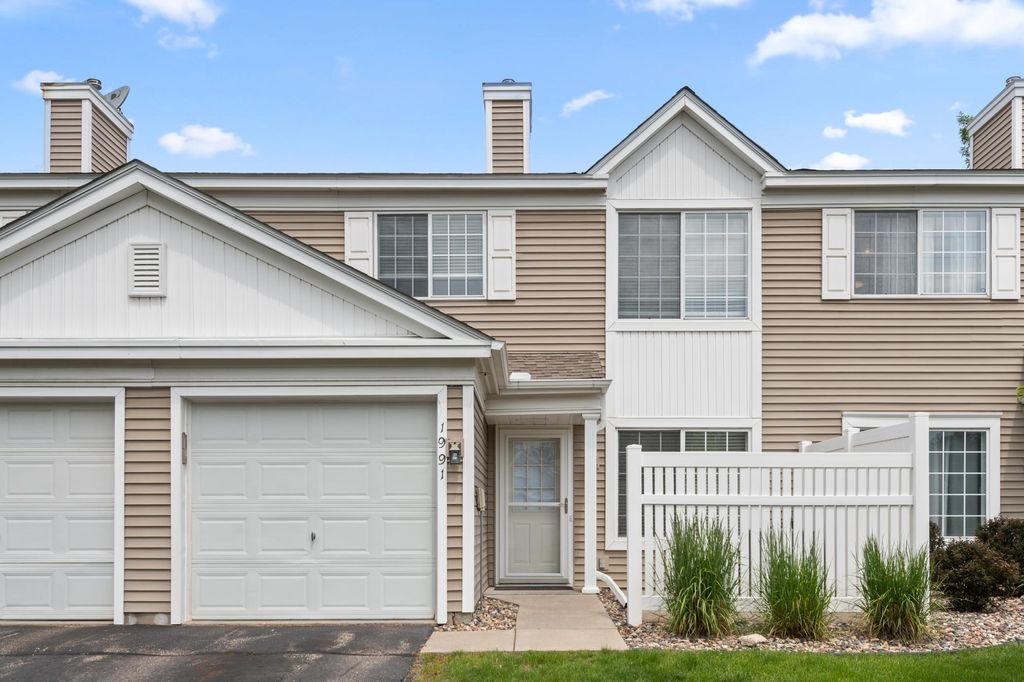 1991 GLEN ECHO BAY, Eagan, MN 55122