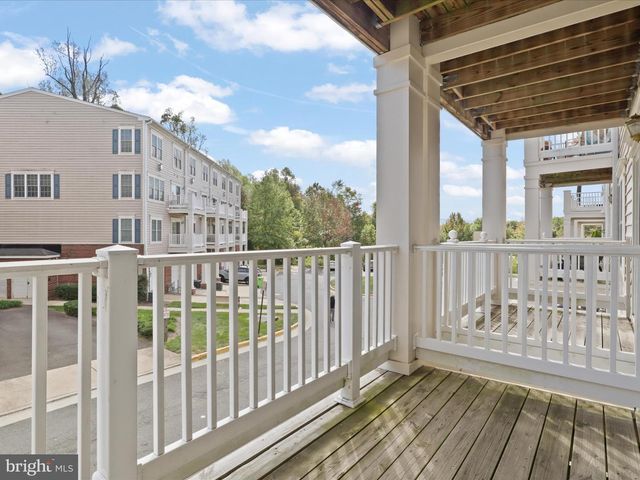 4634 BATTENBURG LN #631, Fairfax, VA 22030