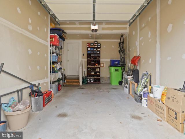 4634 BATTENBURG LN #631, Fairfax, VA 22030
