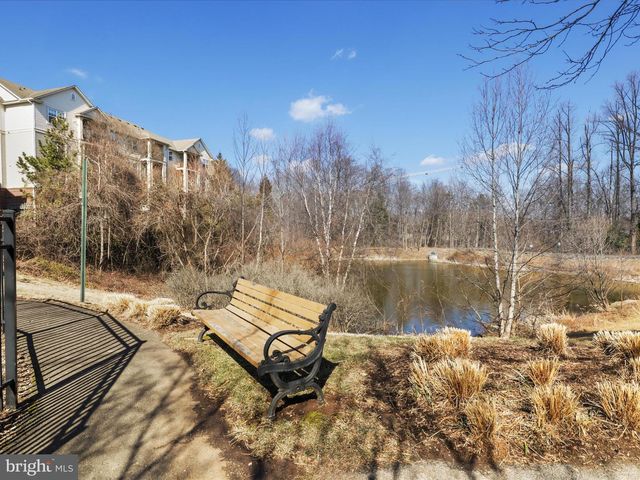 4634 BATTENBURG LN #631, Fairfax, VA 22030