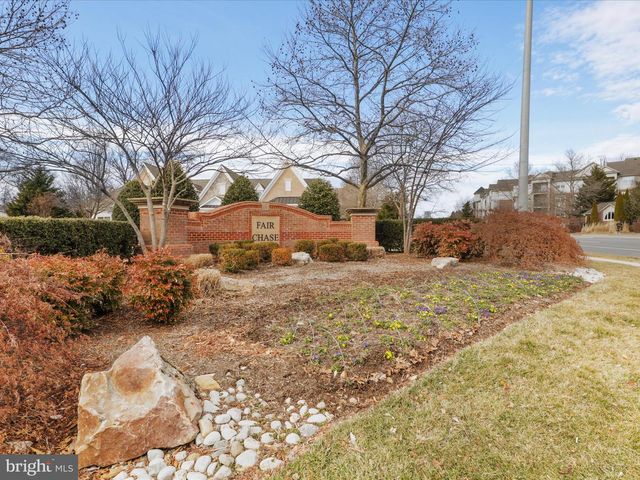 4634 BATTENBURG LN #631, Fairfax, VA 22030