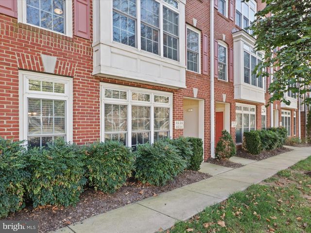 4634 BATTENBURG LN #631, Fairfax, VA 22030