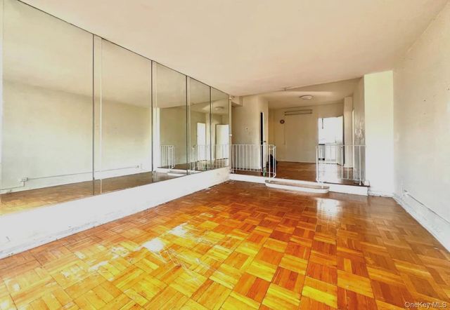 98-22 63rd Drive 7B, Rego Park, NY 11374