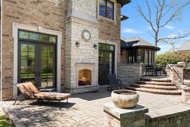 1109 Hohlfelder Road, Glencoe, IL 60022