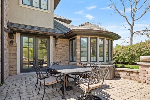 1109 Hohlfelder Road, Glencoe, IL 60022