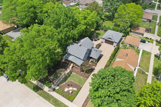 8510 W Harrison AVENUE, West Allis, WI 53227