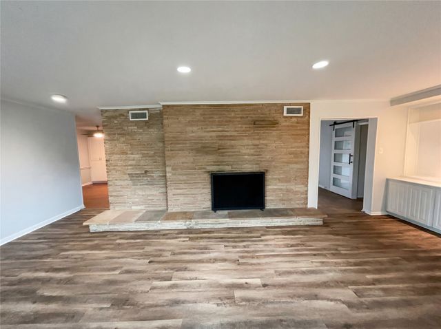 4106 Walnut Hill Lane, Dallas, TX 75229