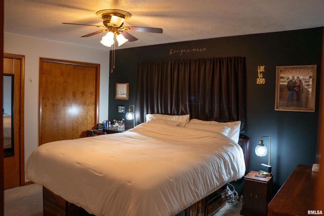 505 5TH Avenue, Camanche, IA 52730