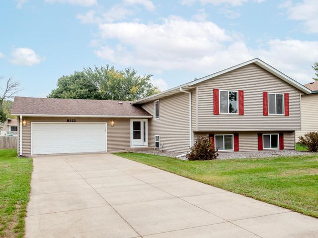8112 Lad Parkway, Brooklyn Park, MN 55443