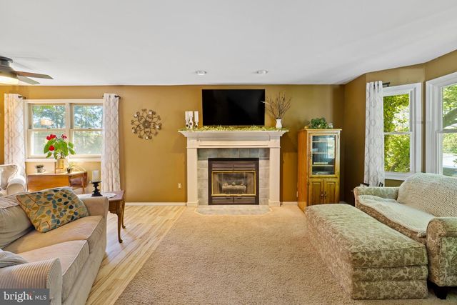 126 MOUNTAIN VIEW DR, Enola, PA 17025