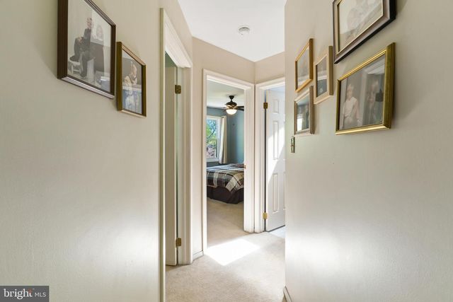 126 MOUNTAIN VIEW DR, Enola, PA 17025