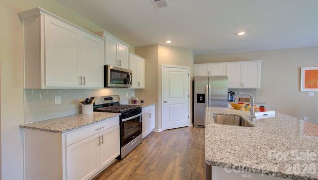 33 Bovine Branch Road, Fletcher, NC 28732
