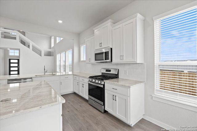 210 Scarlet Oak, Seguin, TX 78155