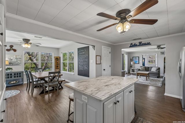 146 Antelope Ln, Seguin, TX 78155