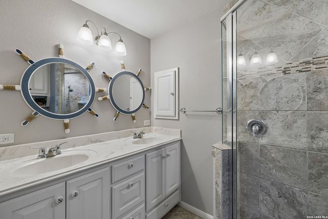 146 Antelope Ln, Seguin, TX 78155