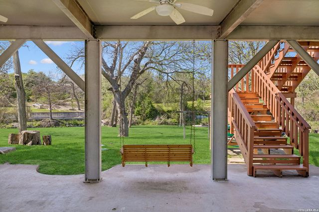 146 Antelope Ln, Seguin, TX 78155