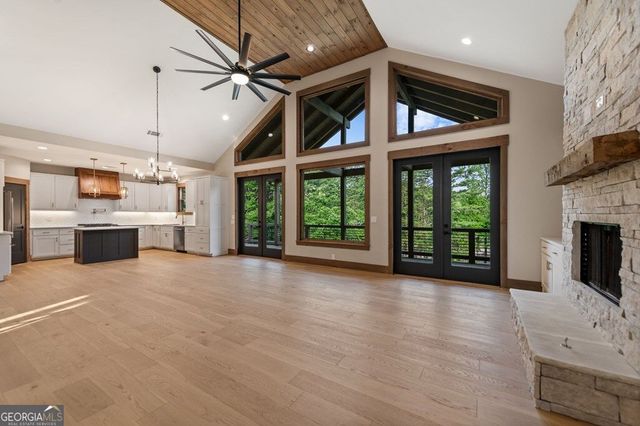 287 State Street, Blue Ridge, GA 30513