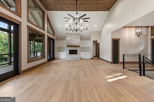 287 State Street, Blue Ridge, GA 30513