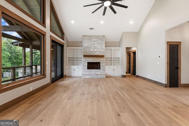 287 State Street, Blue Ridge, GA 30513