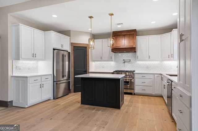 287 State Street, Blue Ridge, GA 30513