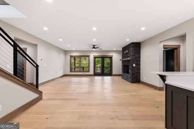 287 State Street, Blue Ridge, GA 30513