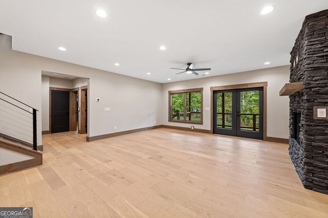 287 State Street, Blue Ridge, GA 30513
