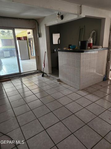 10016 JAMAICA Street, El Paso, TX 79924